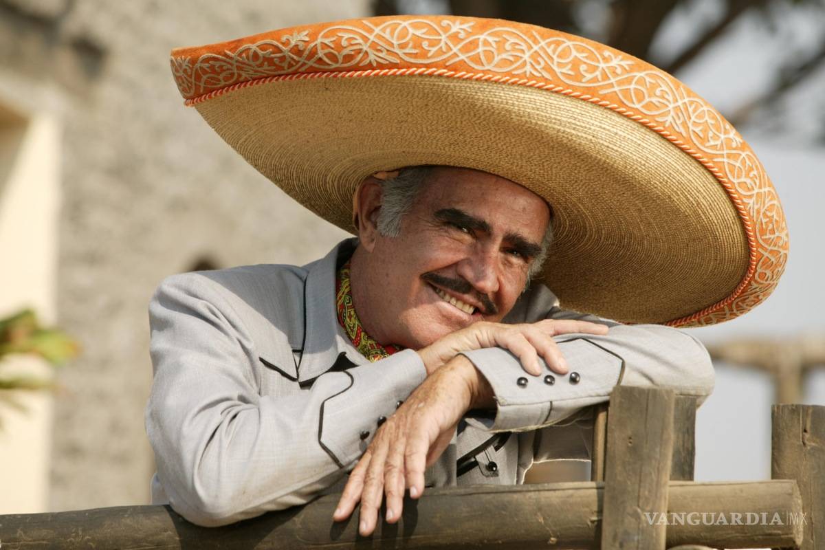 Vicente Fernández confirma su adiós en el Azteca