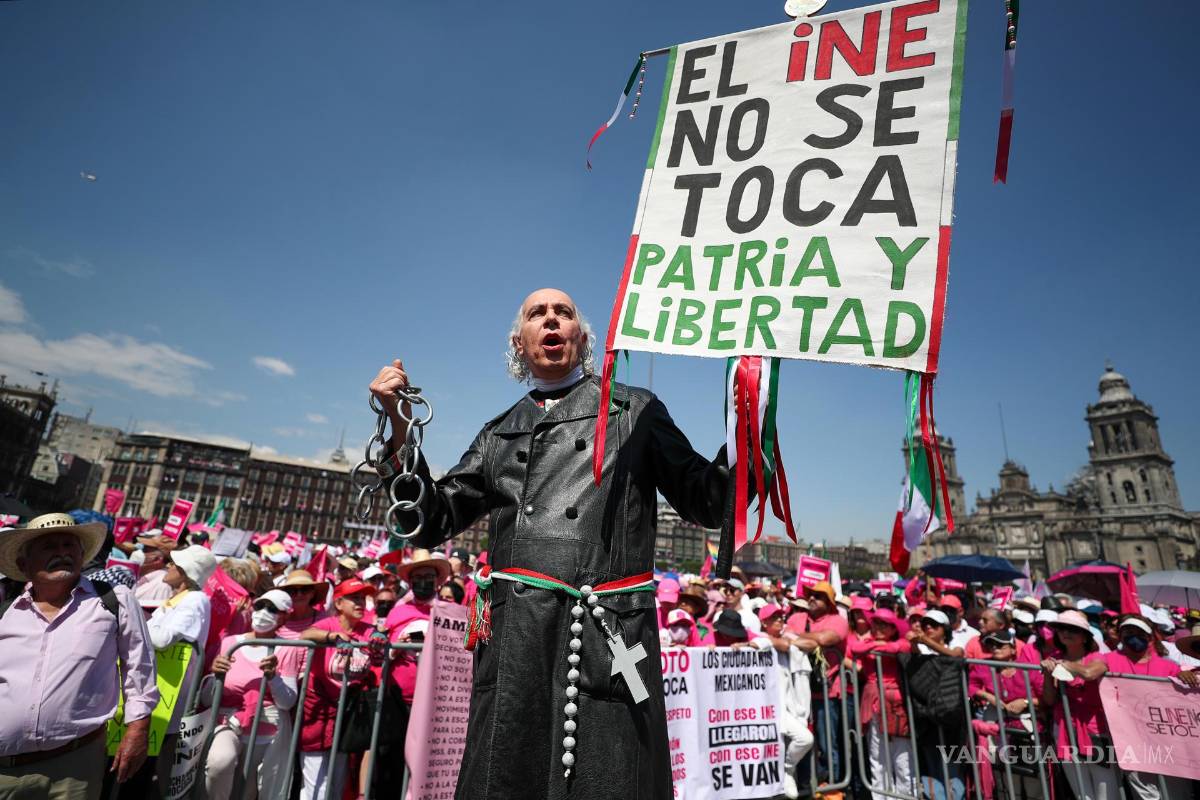 En duda la democracia en México por el Plan B impulsado por AMLO