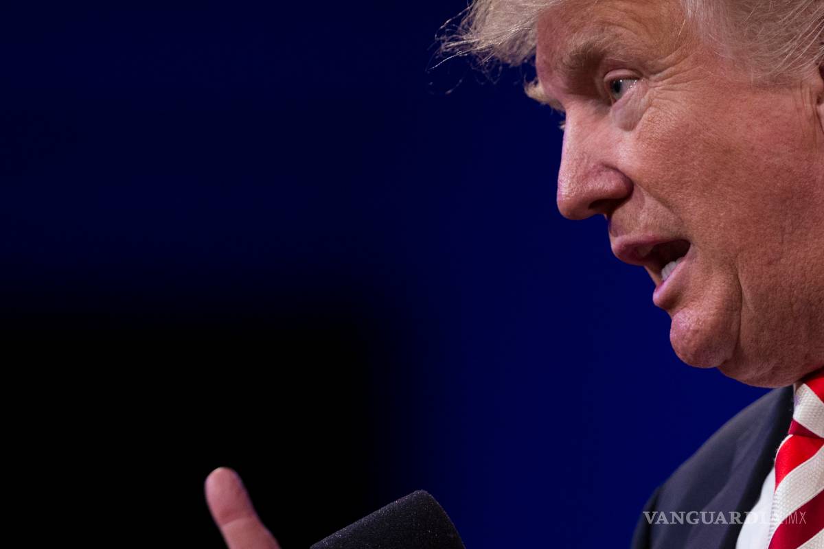 Contradice Trump a Peña Nieto y a Giuliani; 'el Presidente no dijo que no pagaría el muro', afirma