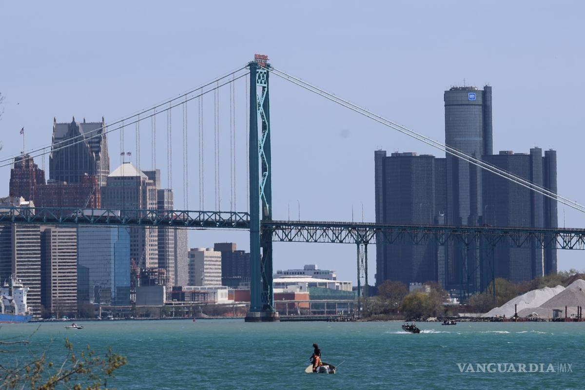 $!En Mexicantown, el barrio de inmigrantes mexicanos en Detroit que queda justo al lado del Ambassador Bridge, se percibe estos días algo de ese temor y nerviosismo.
