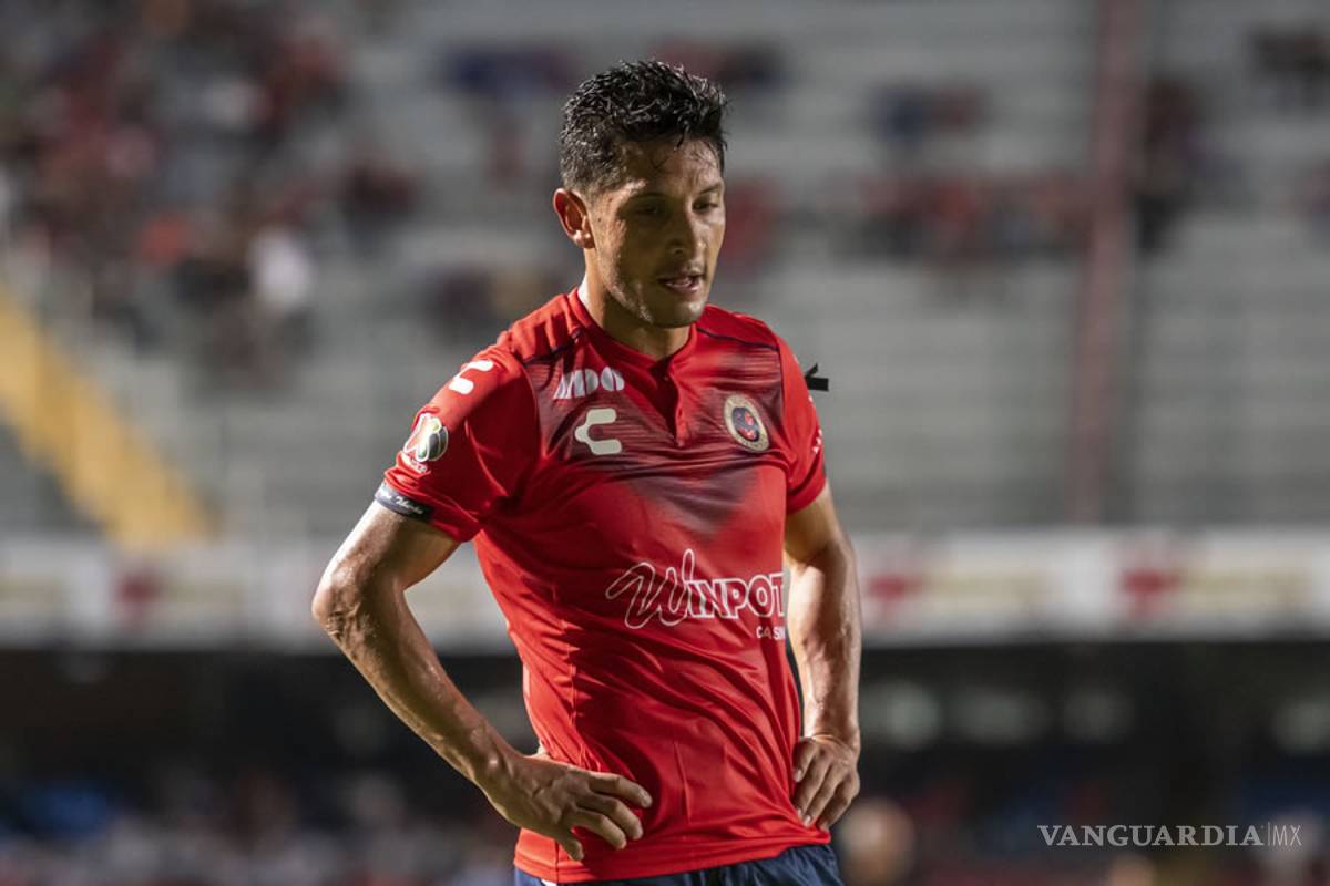 'Mil veces tronco que infiel'; así le respondió Ángel Reyna a Zague