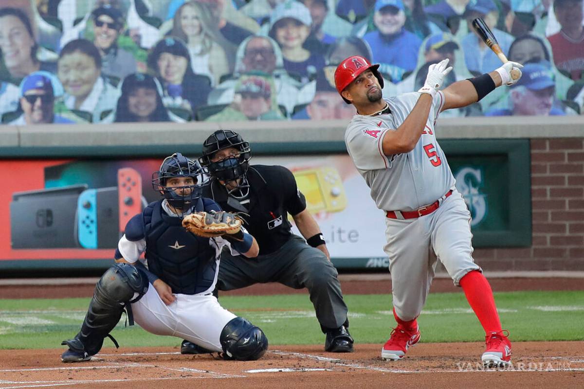 Albert Pujols se coloca a un jonrón de igualar a Willie Mays con 660