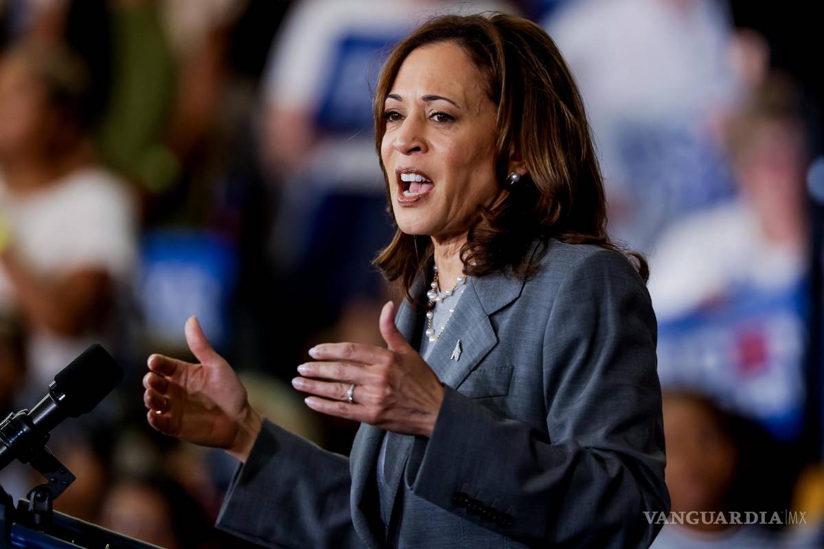 $!La vicepresidenta Kamala Harris participa en un evento de campaña en la escuela secundaria James B. Dudley en Greensboro, Carolina del Norte.