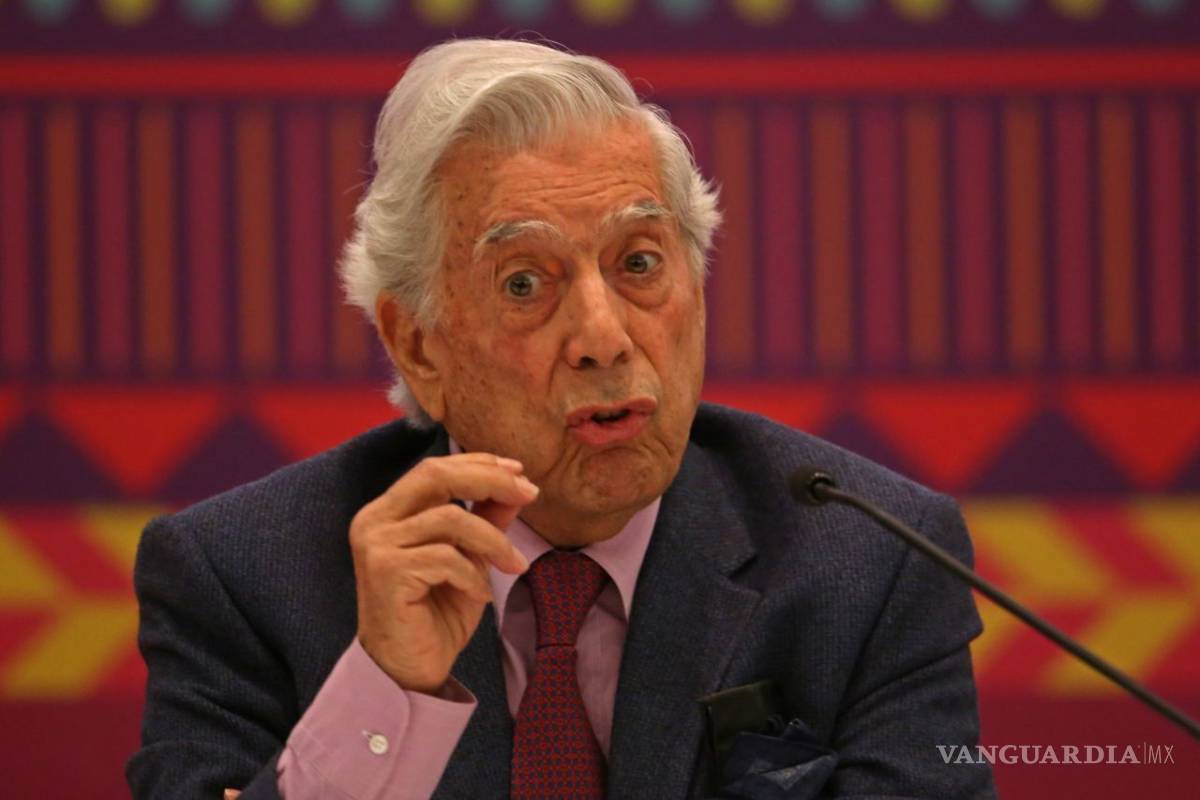 Vargas Llosa defiende a la literatura como un arma de combate contra las dictaduras