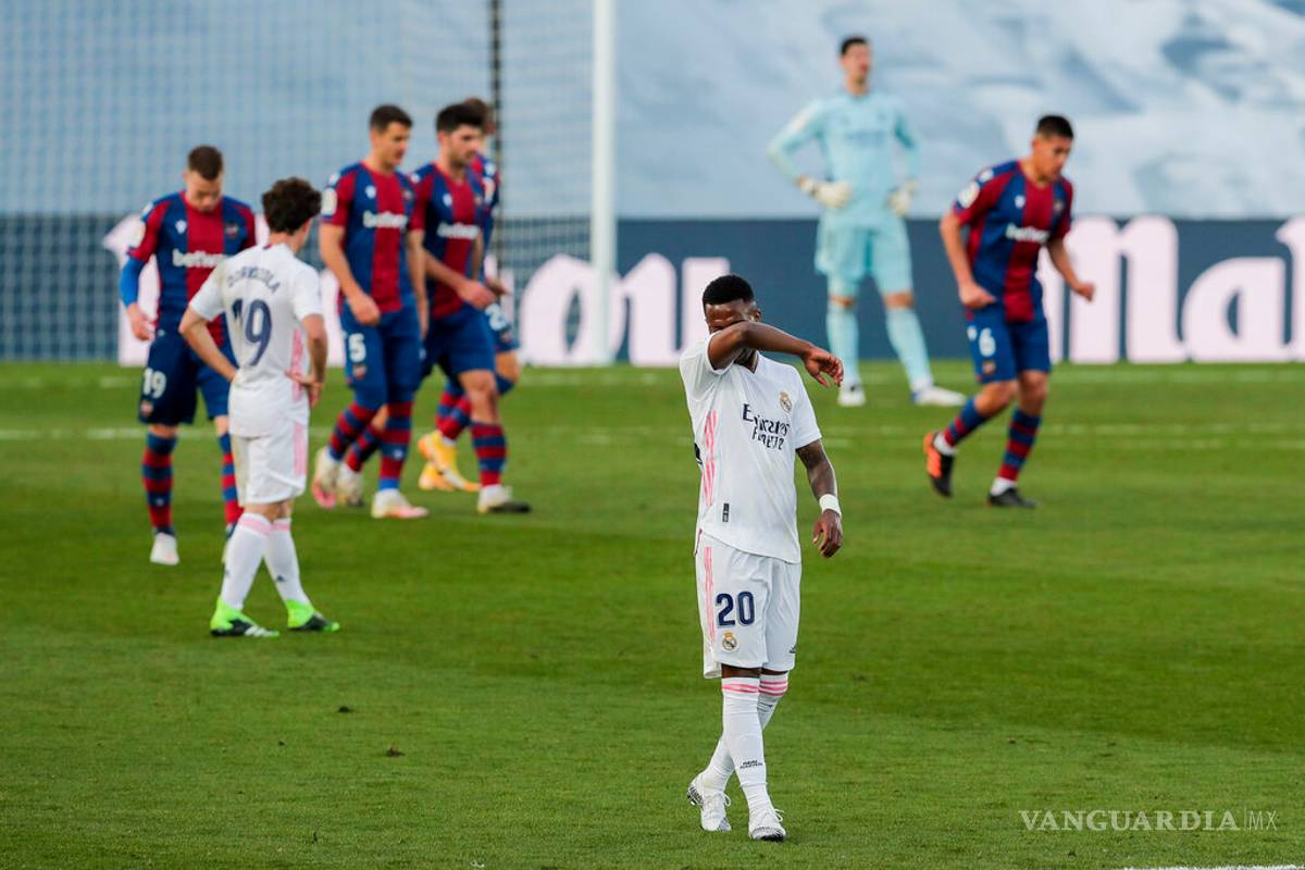 Real Madrid perdió ante Levante y deja escapar la Liga