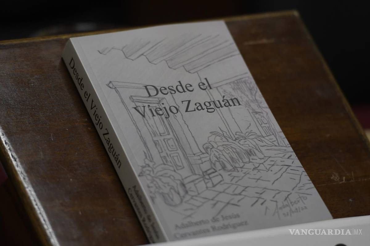 Adalberto Cervantes recuerda a personajes del Saltillo de ayer con libro