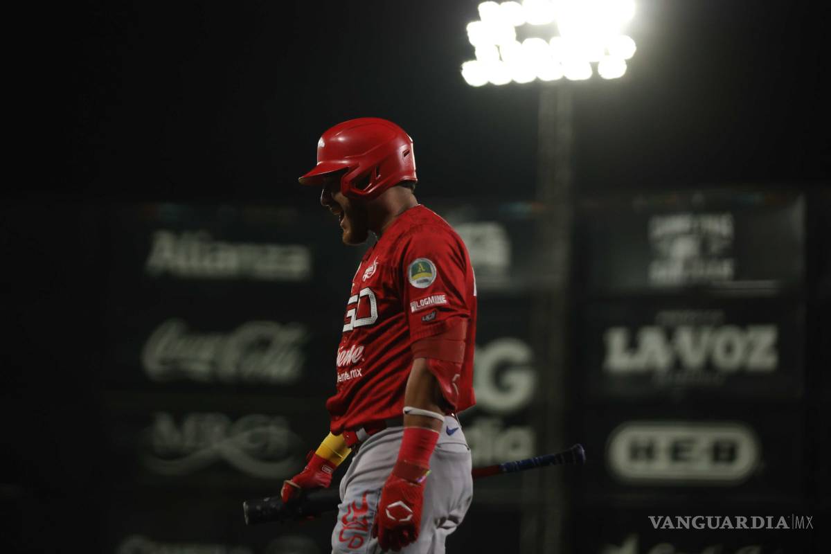 $!Saraperos de Saltillo abrió con triunfo la serie ante Caliente de Durango al imponerse 13-1 en el Estadio Francisco I. Madero.