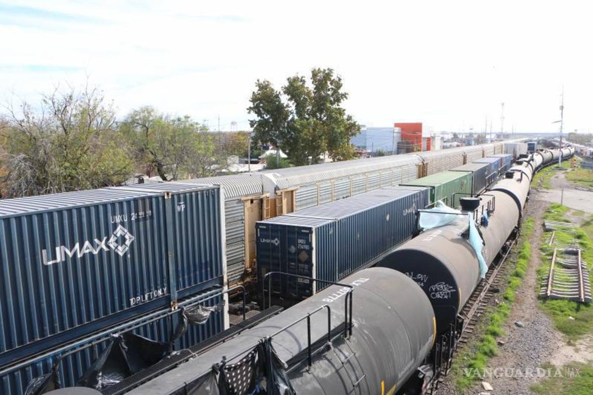 $!La crisis migratoria que se registra en la frontera de Eagle Pass y Piedras Negras, está colapsando a la economía regional.