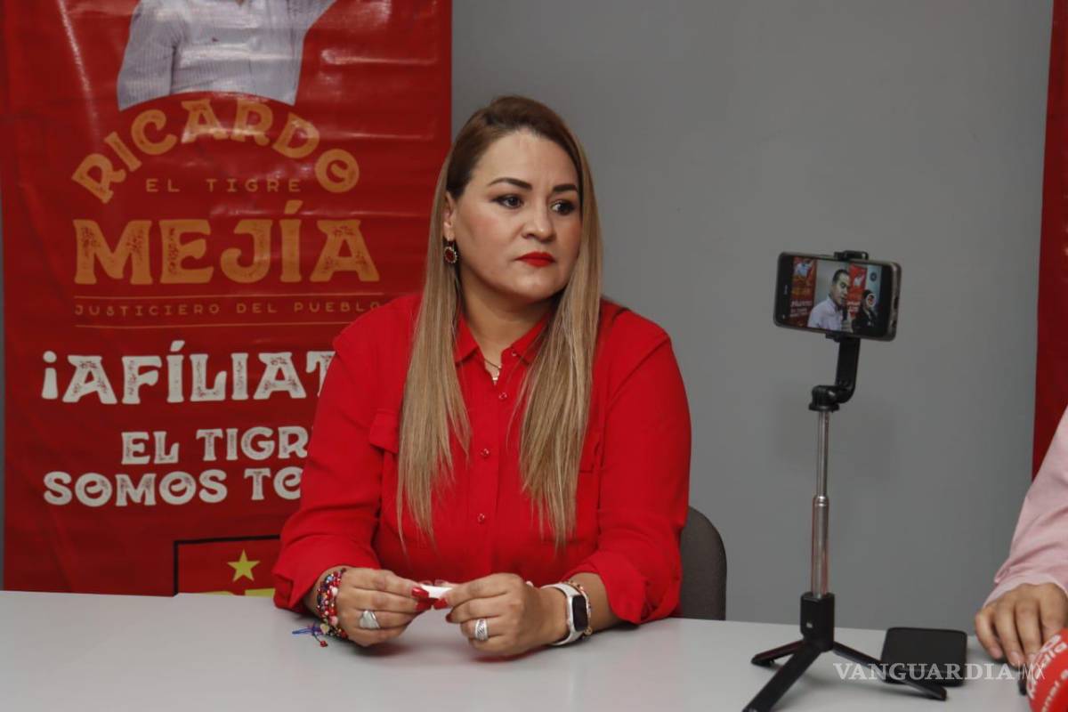 $!Diana Hernández, abogada litigante y exrepresentante de Morena, destaca su preparación durante su presentación como coordinadora de afiliación y figura a candidata.