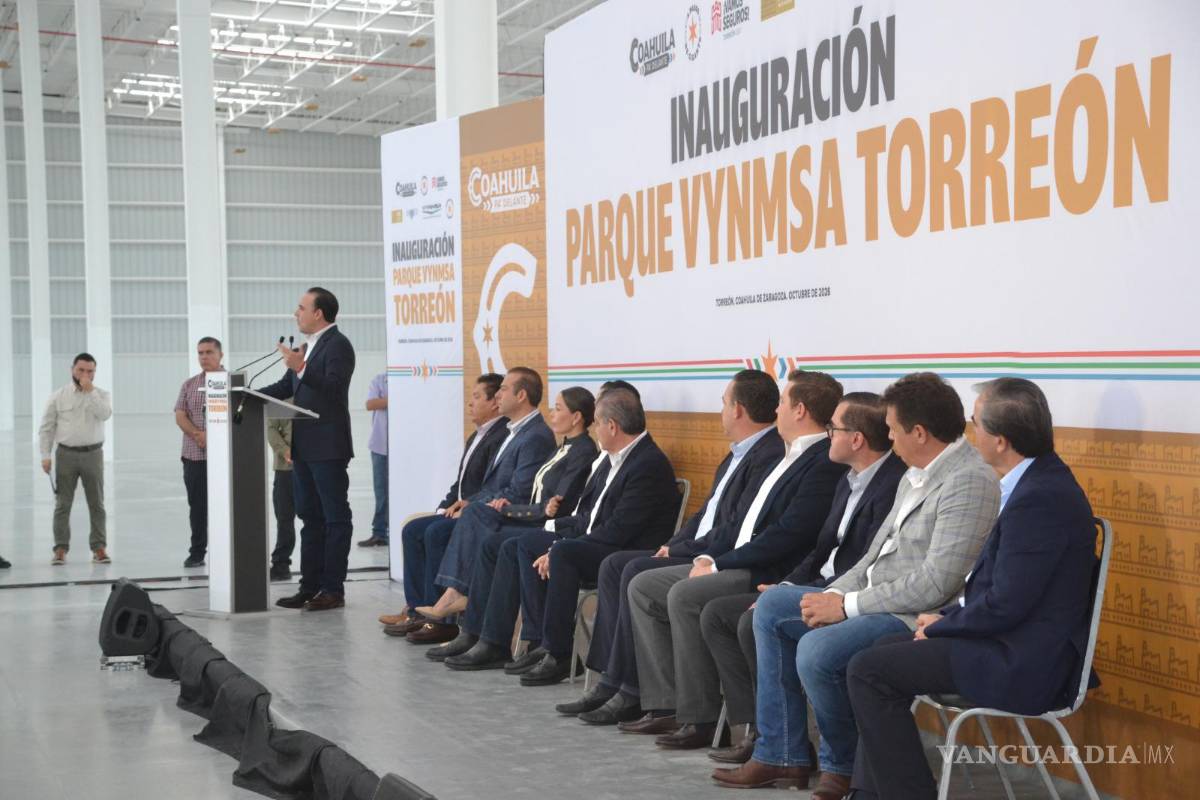 $!Durante su intervención, Manolo Jiménez destacó la disponibilidad de naves terminadas como una ventaja para la atracción de inversiones a La Laguna.