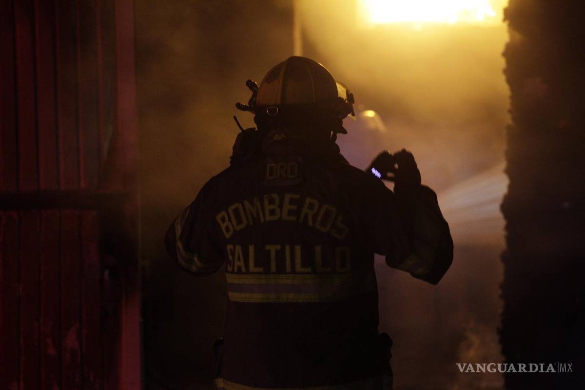 Saltillo: fuerte incendio deja a tortillería de la colonia Federico Berrueto en perdida total