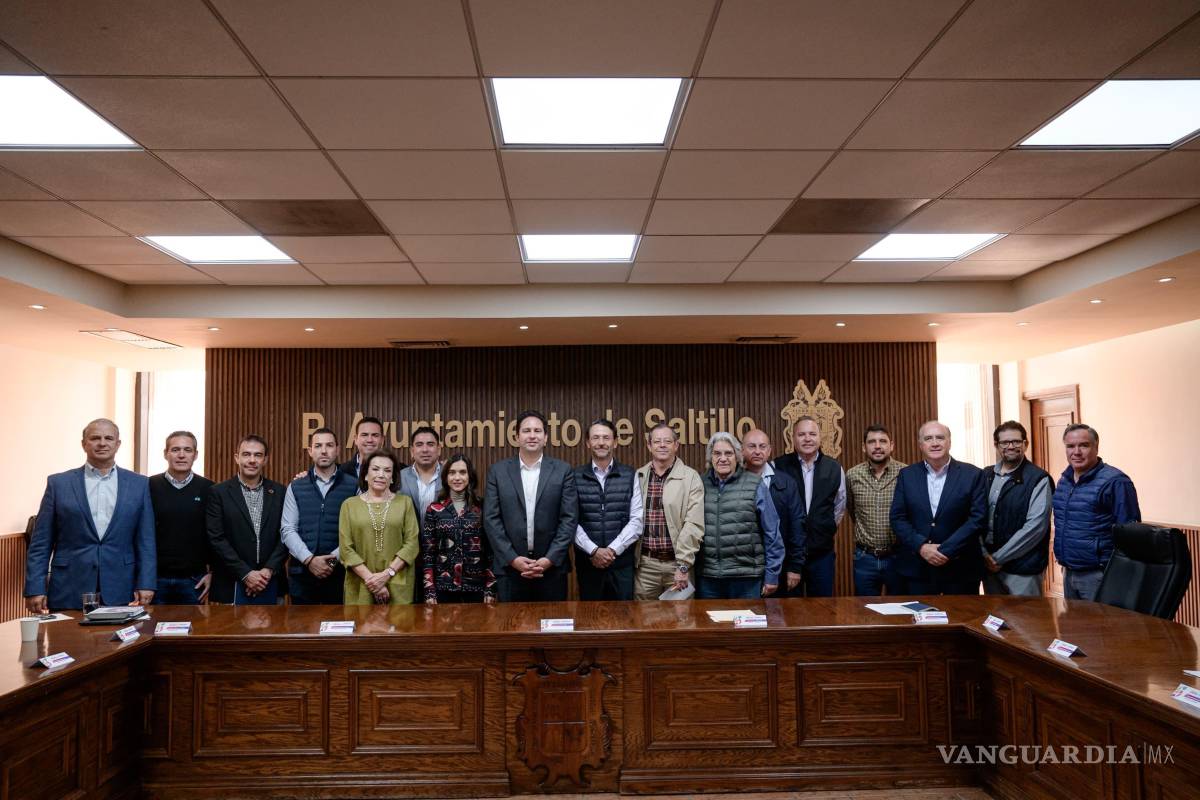 $!Empresarios integrantes de la UOE se reunieron con funcionarios del Gobierno Municipal.