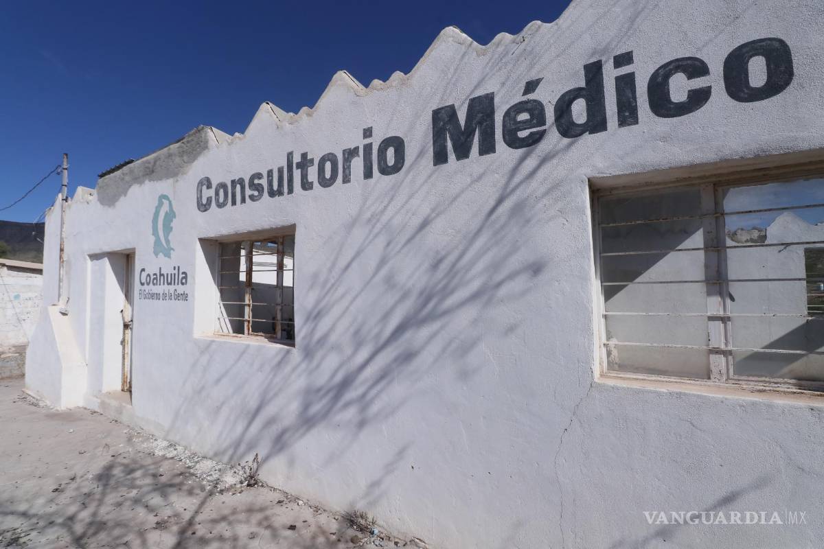 $!El consultorio médico en el ejido Puebla tiene todavía el sello de gobierno de hace tres sexenios.