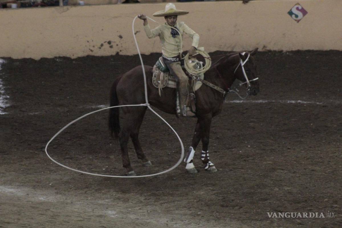 $!La agrupación que sumó menos puntos, fue la de los Compadres de Monclova.