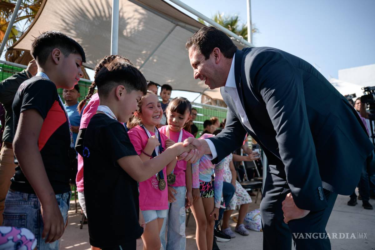 $!Niñas y niños saltillenses formarán parte de los cursos impartidos en cuatro centros acuáticos del municipio.