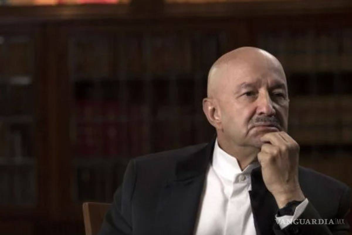 Salinas de Gortari gestionó contratos de Pemex para su hijo, afirma Lozoya