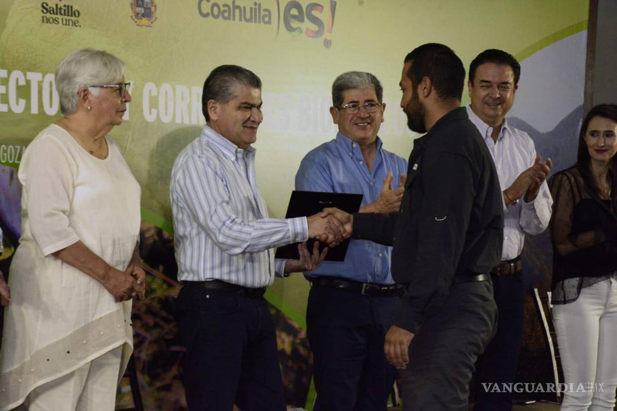 $!Respecto al accidente en la mina El Pinabete, ocurrida en agosto del año pasado, el mandatario estatal señaló que el Gobierno Federal no ha informado sobre los avances .