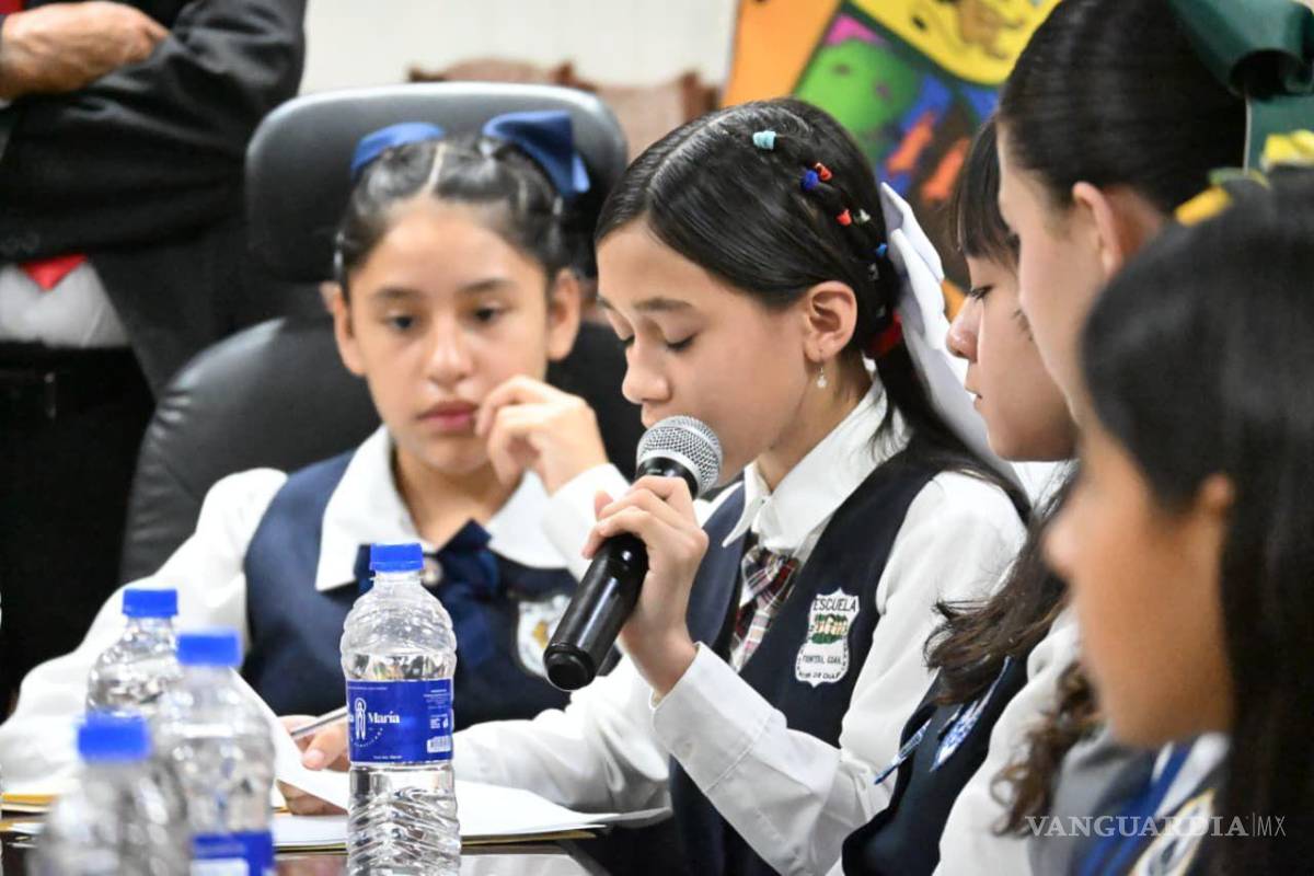 $!Estudiantes de primaria presentaron propuestas sobre problemáticas que impactan su entorno.