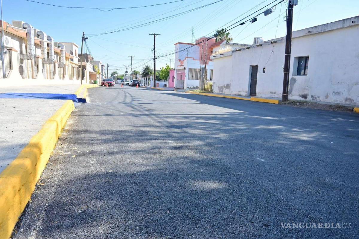 $!El Municipio entregó el recarpeteo de la calle Francisco I. Madero en la colonia Estancias de San Juan Bautista.