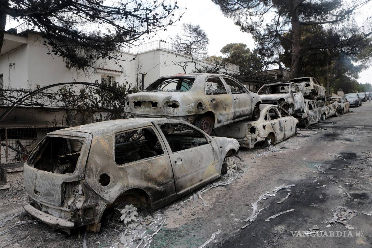 $!74 muertos en incendios forestales en Grecia (fotos)