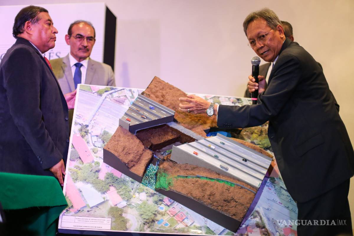 $!SCT trabaja con SFP para sancionar a responsables del socavón tras peritaje