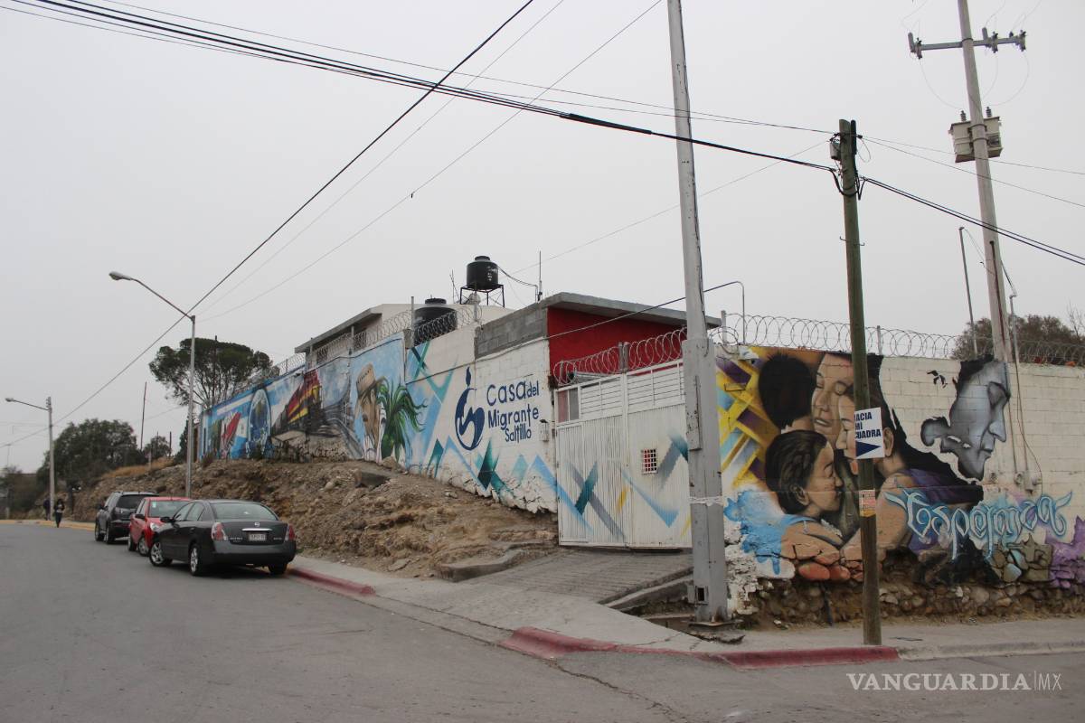 Reconectan servicio de agua a Casa del Migrante de Saltillo; sigue adeudo de casi medio millón de pesos