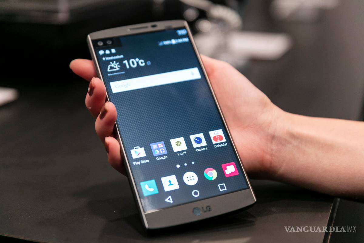 Smartphones generan estrés crónico: Nobel de Medicina