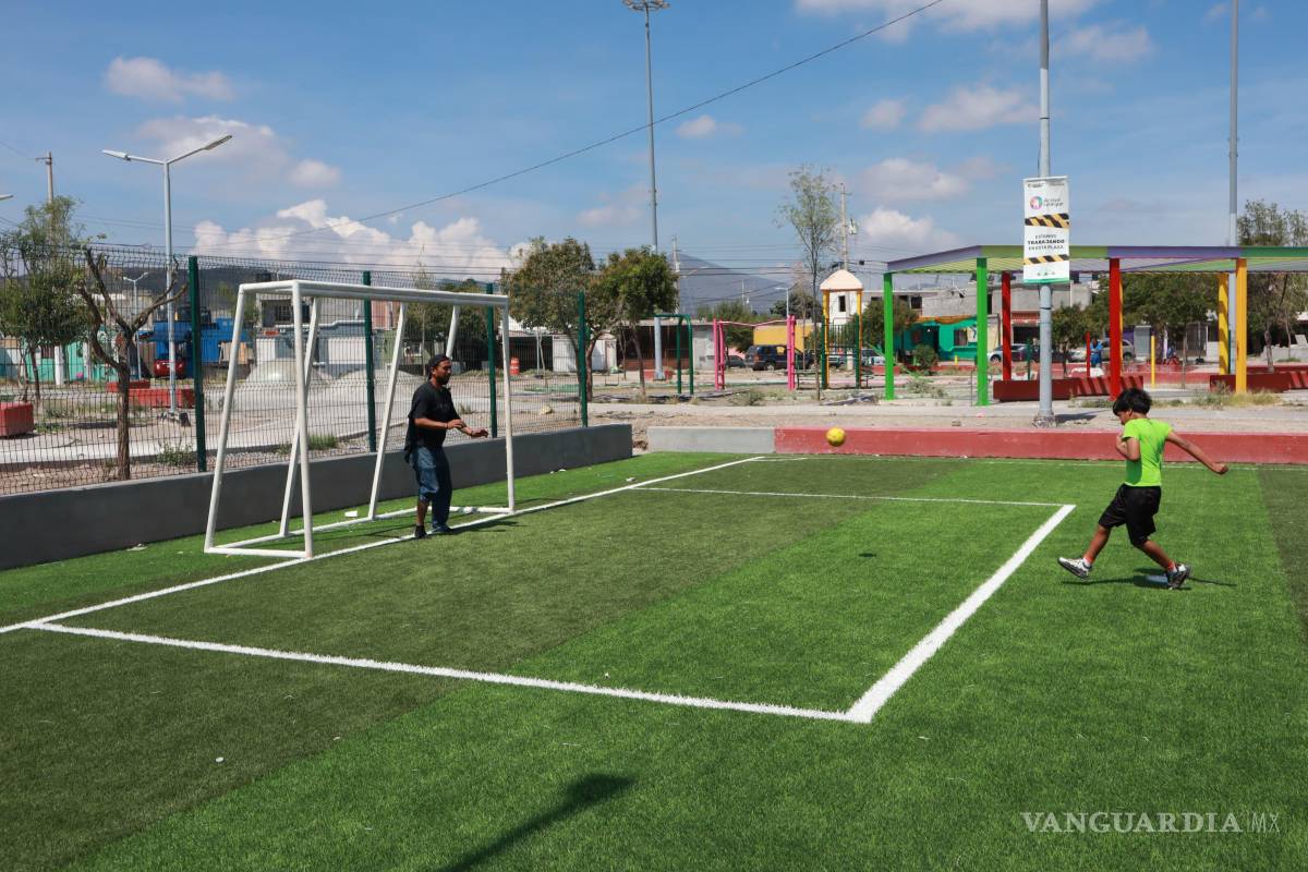 $!Se modernizan canchas deportivas, se instalan juegos infantiles y se rehabilitan áreas verdes y mobiliario urbano.