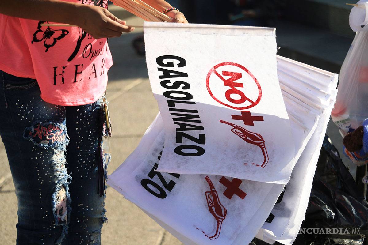 $!Bloqueos y marchas en 28 estados contra el 'gasolinazo'