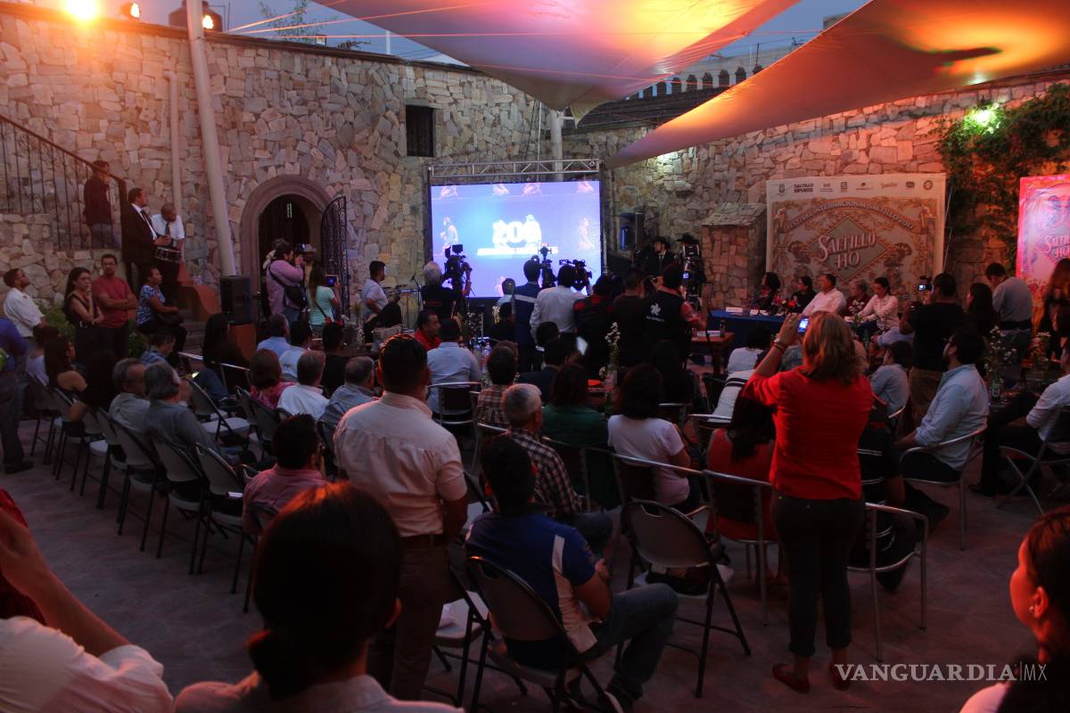 $!¡Saltillo se viste de fiesta!