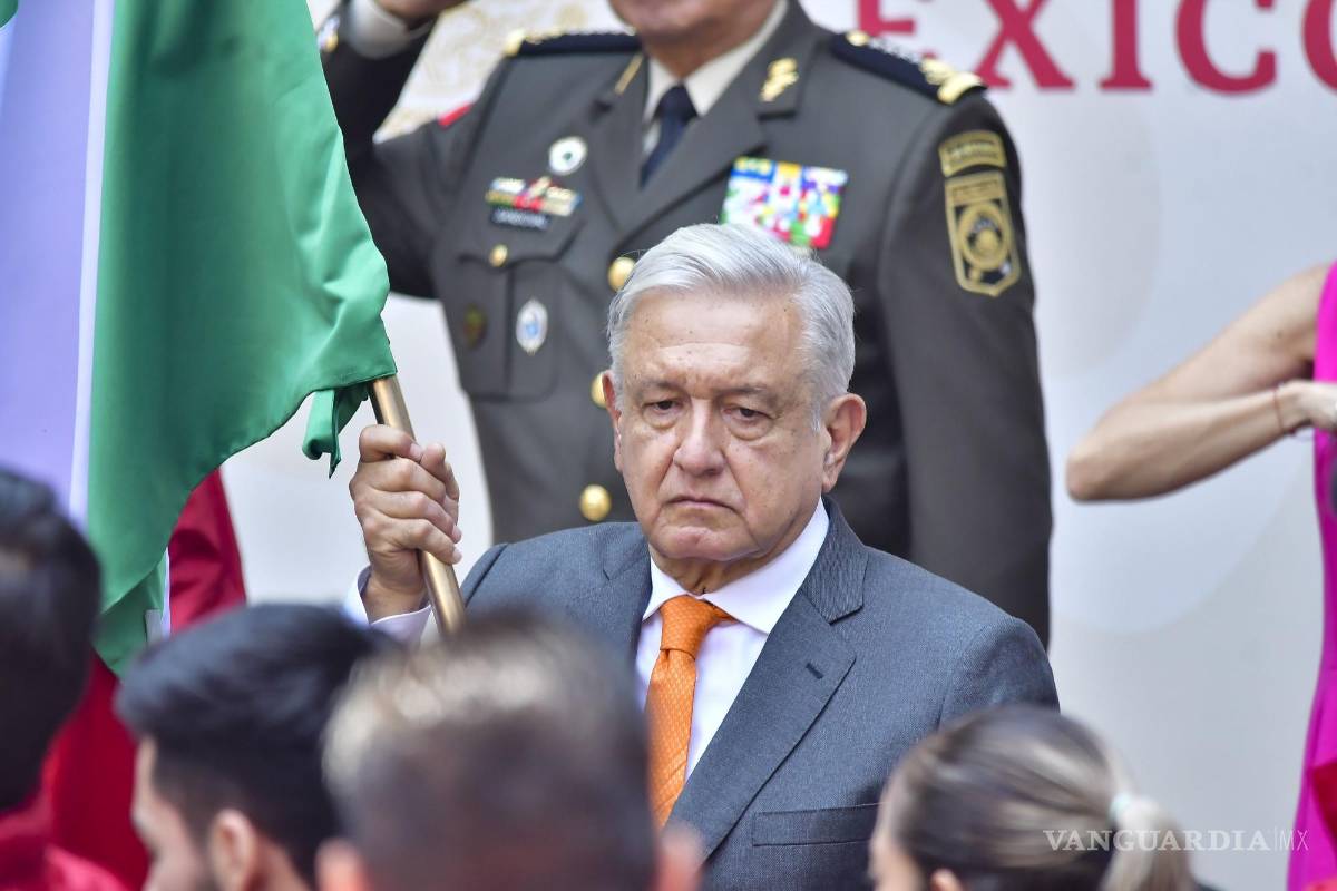 $!Presidente de México durante la Ceremonia Abanderamiento de la Delegación de Mexico, previo al inicio de los Juegos Centroamericanos y del Caribe San Salvador 2023, en el Palacio Nacional.