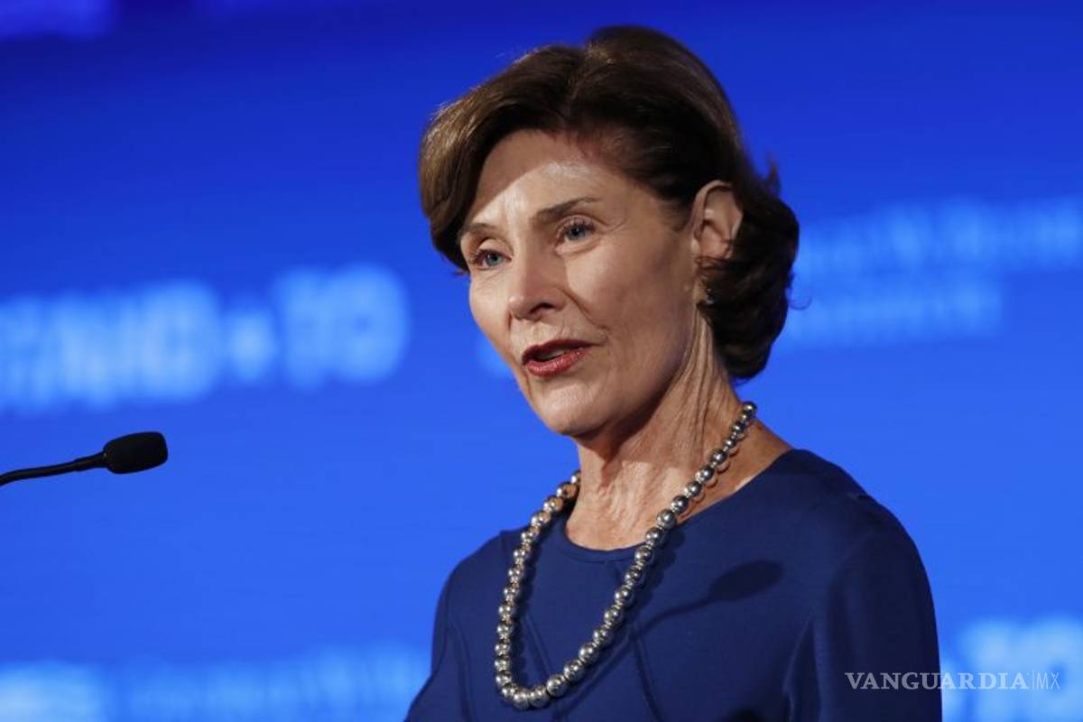 Política de tolerancia cero de Trump es cruel e inmoral, dice Laura Bush