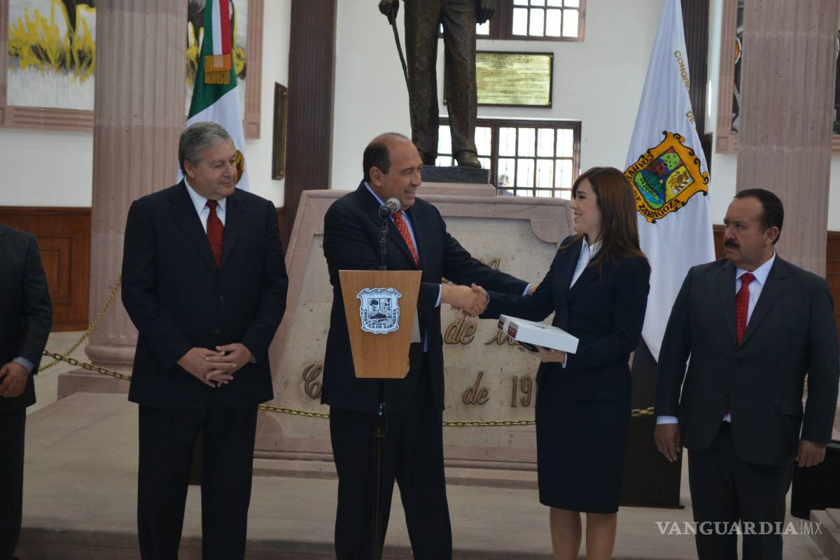 Entrega informe de actividades Gobernador de Coahuila