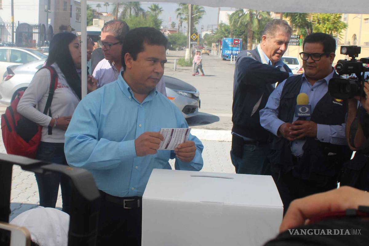 Delegado de AMLO en Coahuila defiende la consulta del NAIM pese a fallas