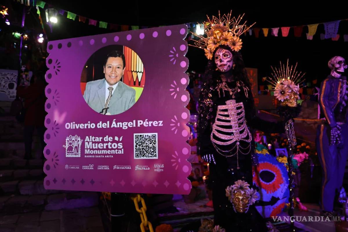 $!Dedican altar monumental al periodista Oliverio del Ángel en Santa Anita