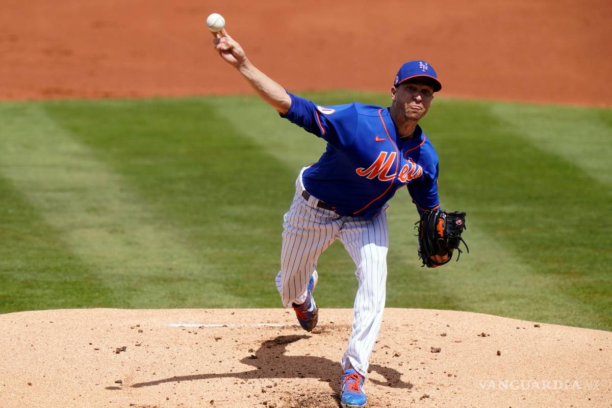 Jacob deGrom desafía al tiempo