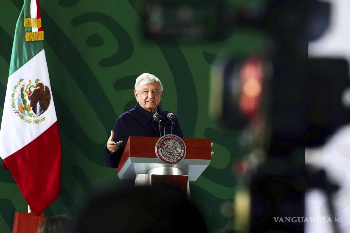 Pide AMLO investigar a Gertz Manero y a Santiago Nieto; asegura que los considera personas íntegras
