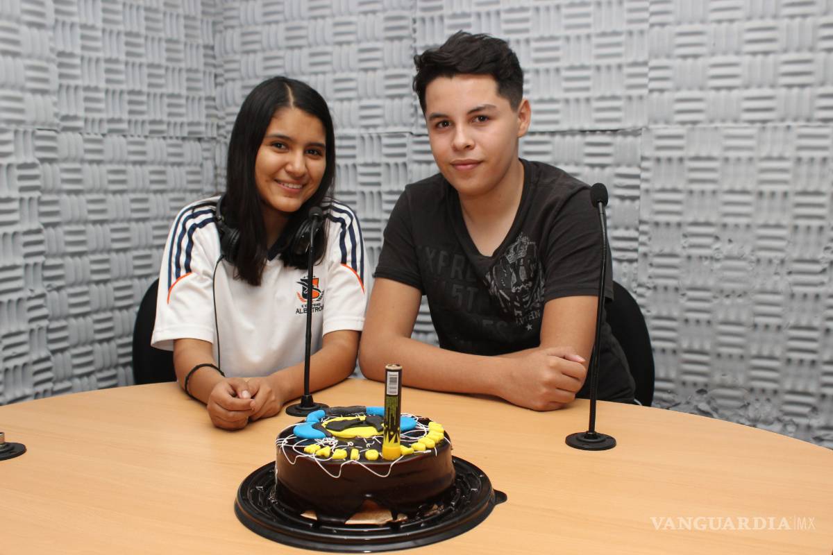 Primer aniversario de Radio Lobitos, del entretenimiento al conocimiento