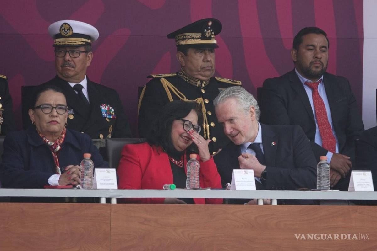 $!La ministra Norma Piña estuvo presente durante la representación de la Marcha de la Lealtad | Foto: Cuartoscuro