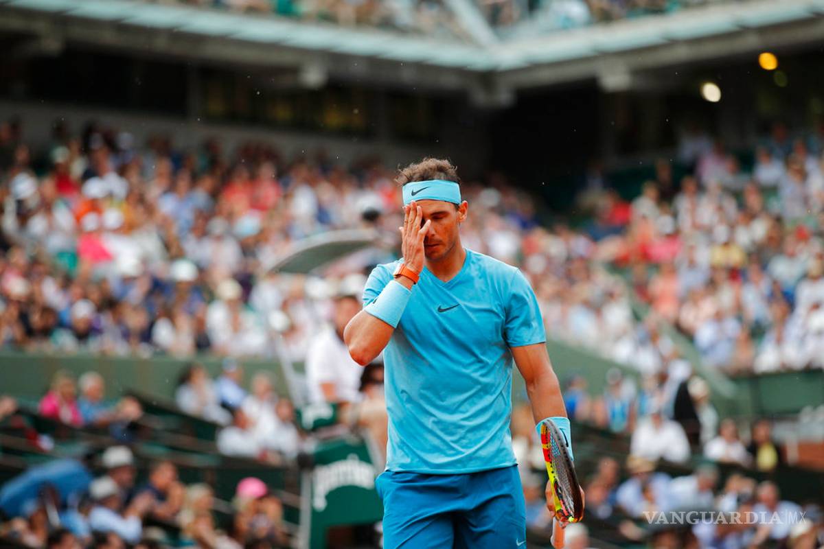 Sólo Djokovic brilla en día de debuts en Roland Garrós