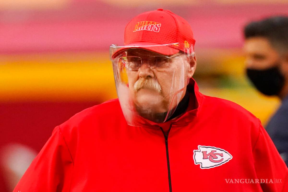 La NFL exigirá cubrebocas y/o máscaras o impondrá sanciones