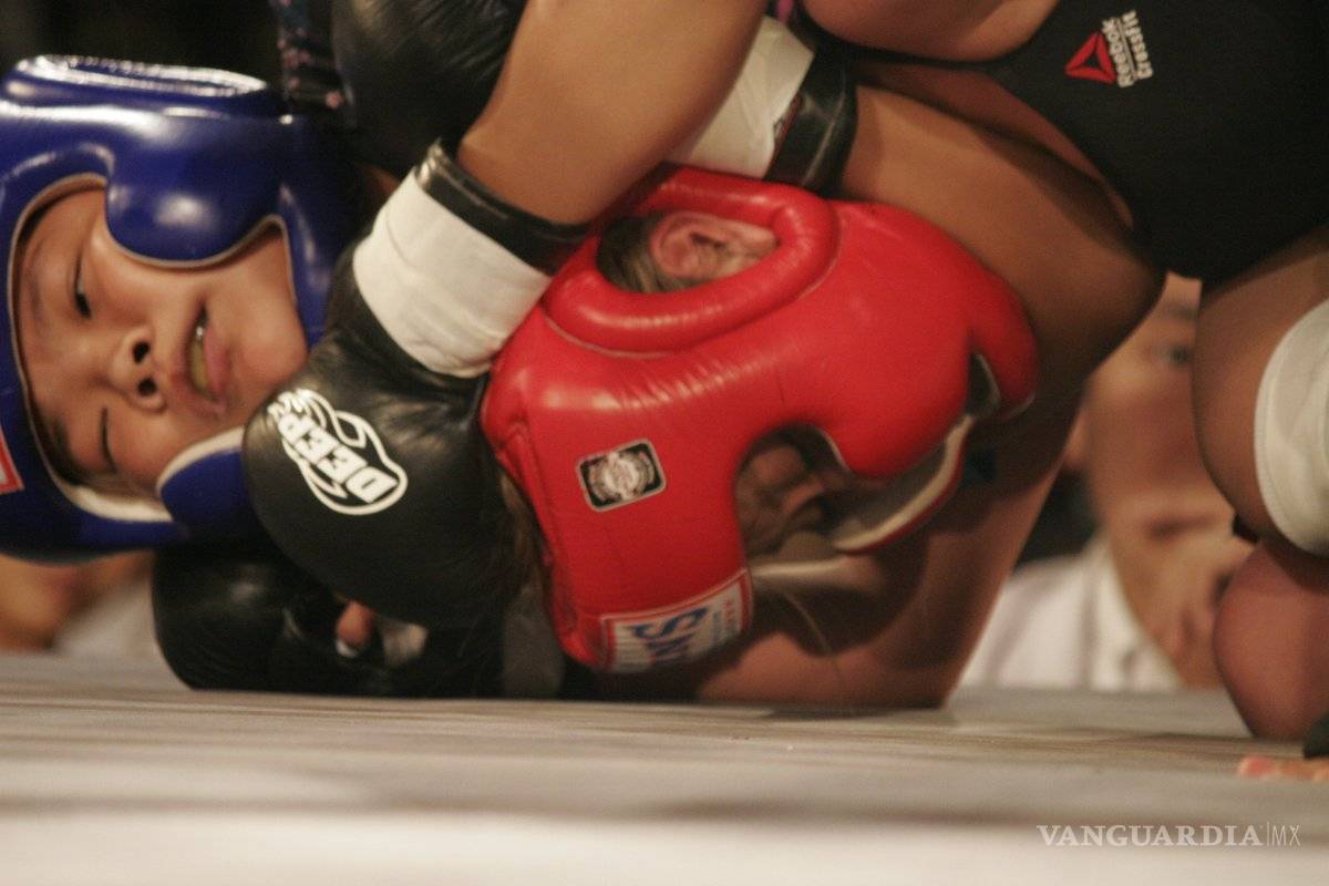 $!Niña de 12 años venció a mujer de 24 en la MMA de Japón