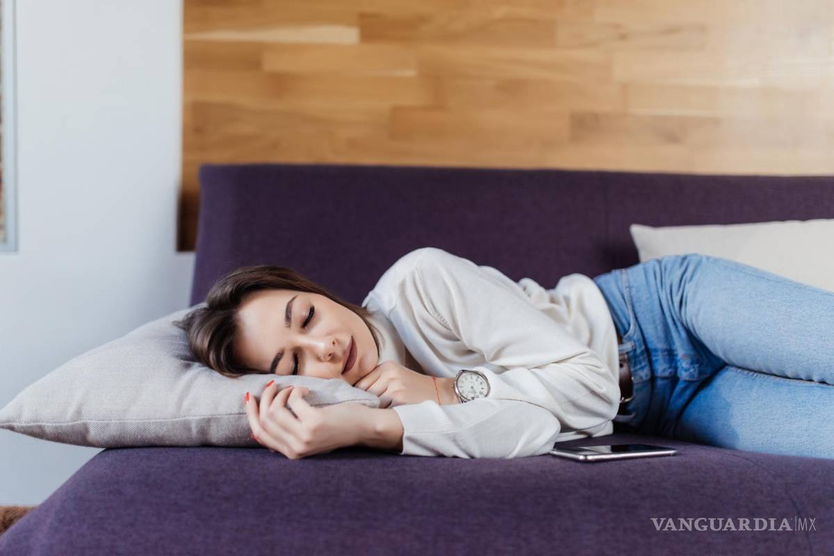 ¿Una siesta? Descubre los beneficios de los descansos cortos