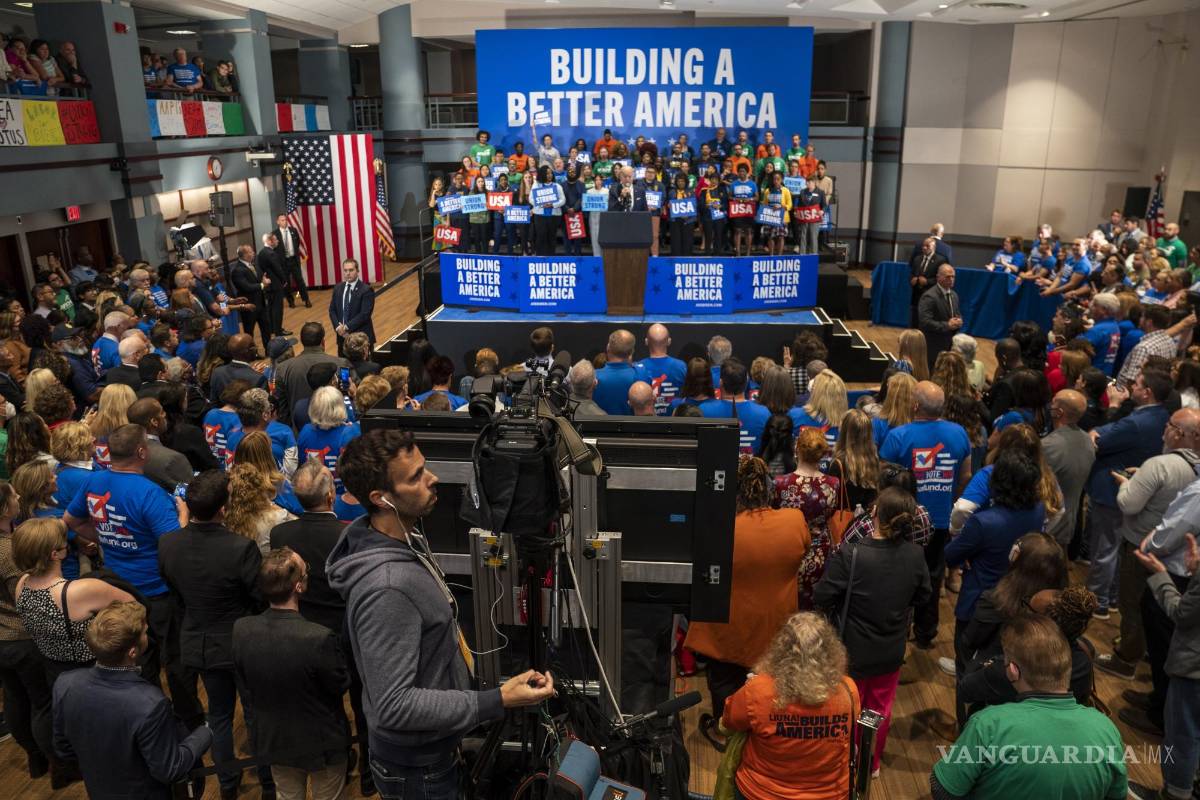 $!El presidente Biden se ha enfrentado a críticas en el pasado por incomodar a varias mujeres y niñas.