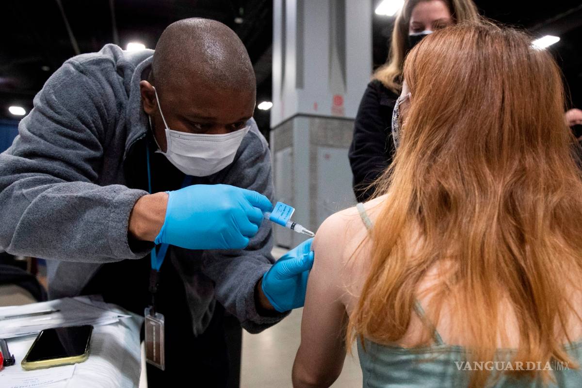 Tres estados vacunan sin requisito de residencia en Estados Unidos