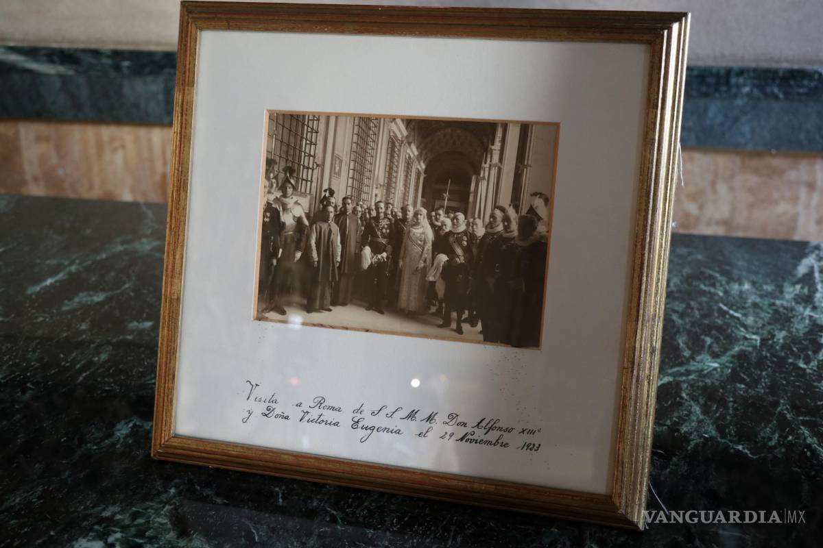 $!El imponente palacio Monaldeschi se convirtió en un lejano 1622 en la sede estable de los embajadores españoles ante los poderosos papas. EFE/Álvaro Padilla