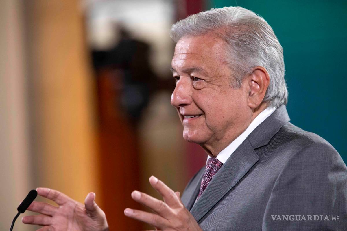 AMLO vuelve a arremeter contra la clase media... 'quieren ser como los de arriba, sin escrúpulos morales'(video)