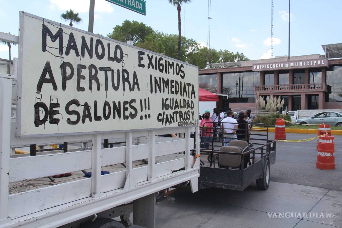 $!Manifestación de proveedores de eventos en Saltillo termina en riña