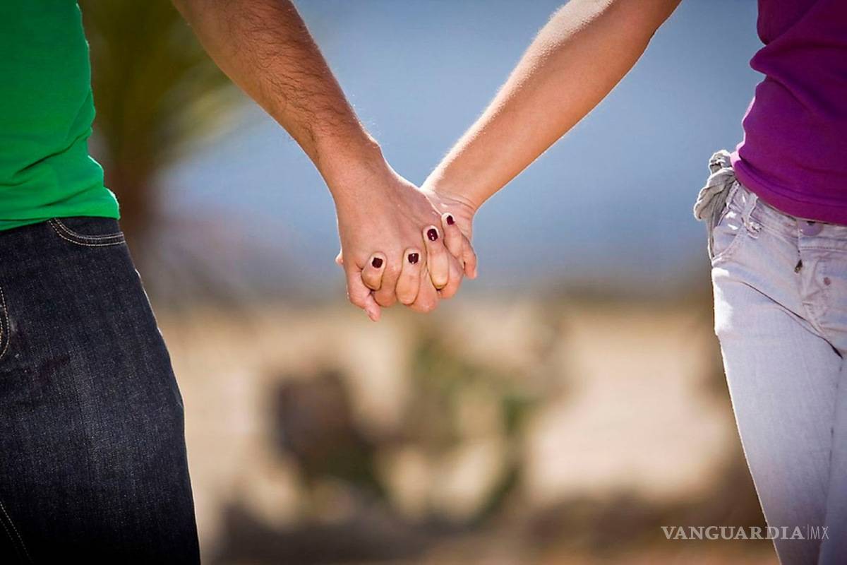 Senado exhorta a congresos locales a elevar edad para casarse