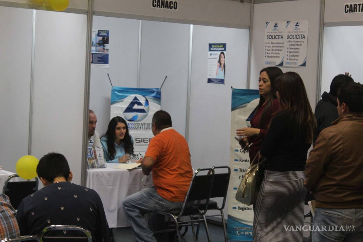 $!Ofrecen 2 mil vacantes en Feria del Empleo en Torreón; buscan aumentar salarios